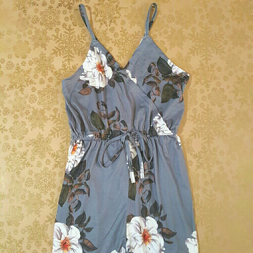 Anastasia Jumpsuit - Picture 4 of 5